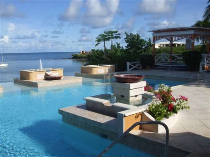 Resort Chenay Bay 3*