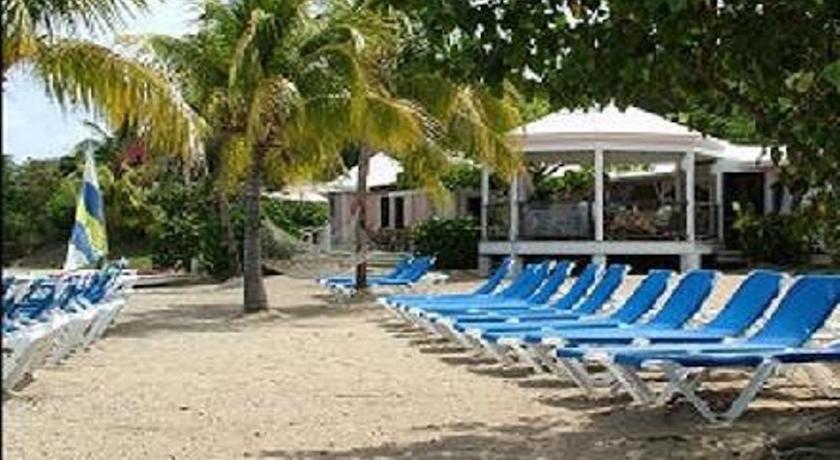 Chenay Bay Resort