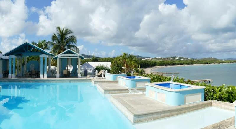 Chenay Bay Resort 3*