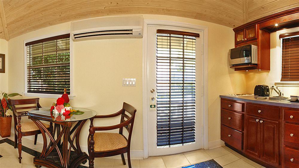 Chenay Bay 3*