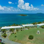 Tamarind Reef Resort Spa & Marina