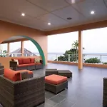 Grapetree Bay Hotel And Villas