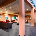 Grapetree Bay Hotel And Villas