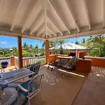 Welcome To Walk To The Beach Located Walking Distance To The Beach And Green Caye Marina