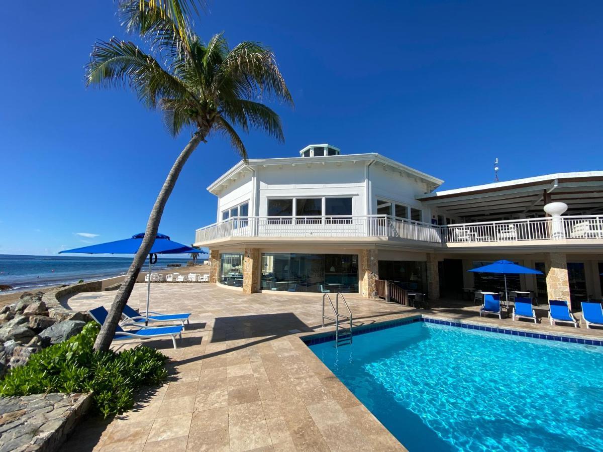 Carina Bay Boutique & Casino (adults Only) Madame Carty