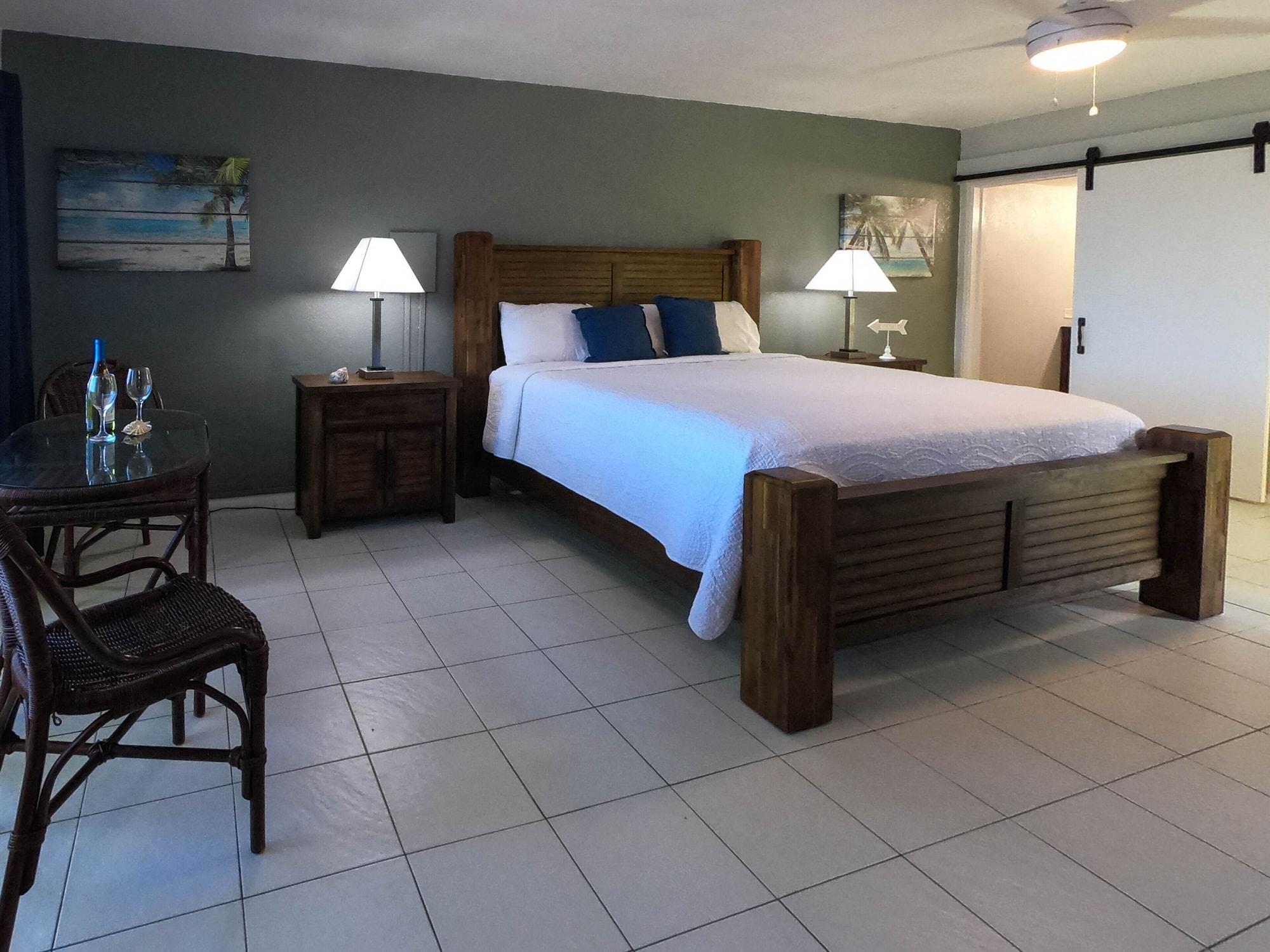 The Palms At Pelican Cove (adults Only) Hotel