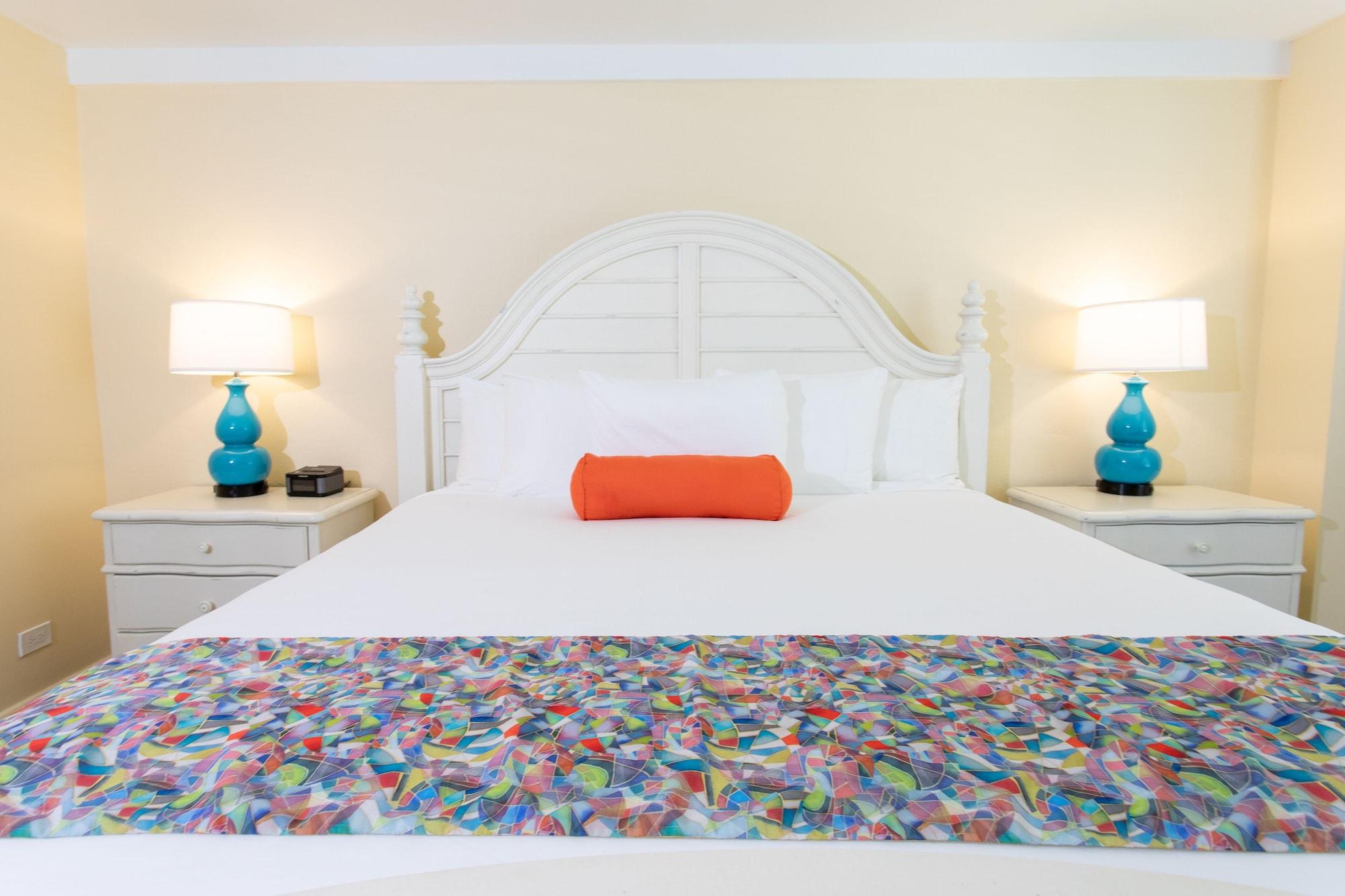 Caravelle Hotel 3*