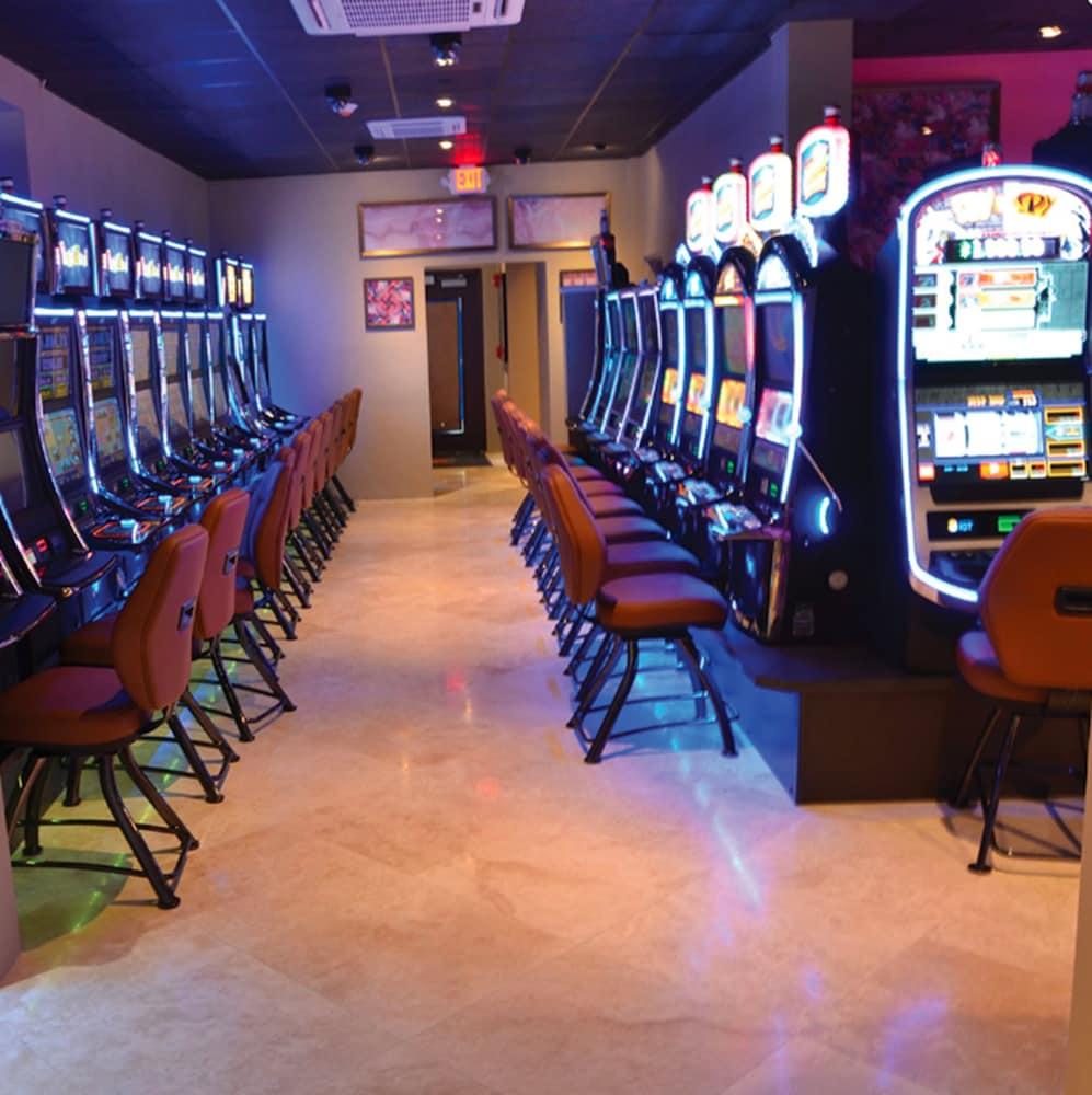 Hotel Caravelle