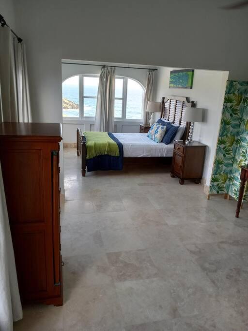 Breathtaking Ocean Views In Judiths Fancy *