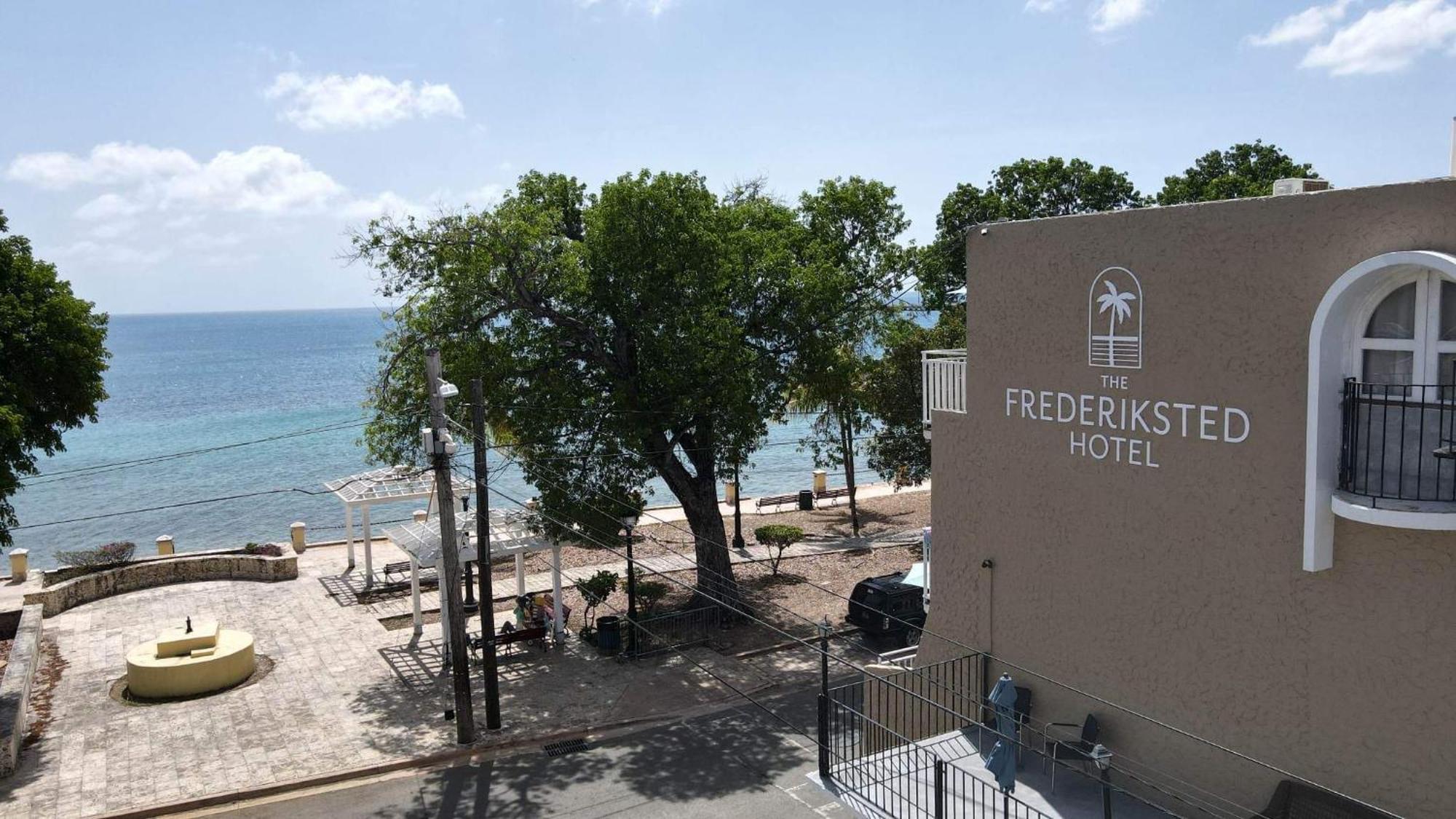 The 3* Frederiksted