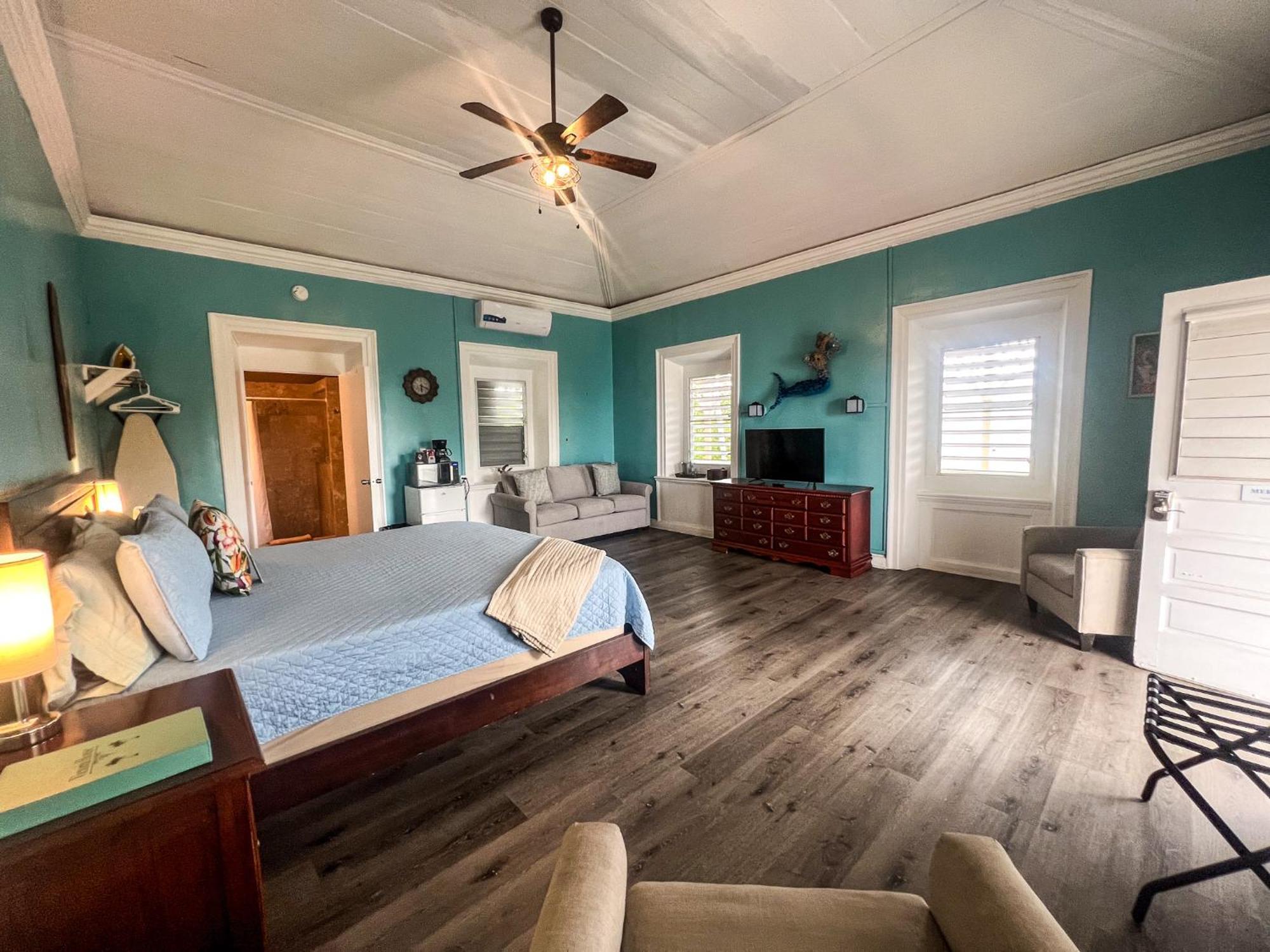 Victoria House Hotel Frederiksted