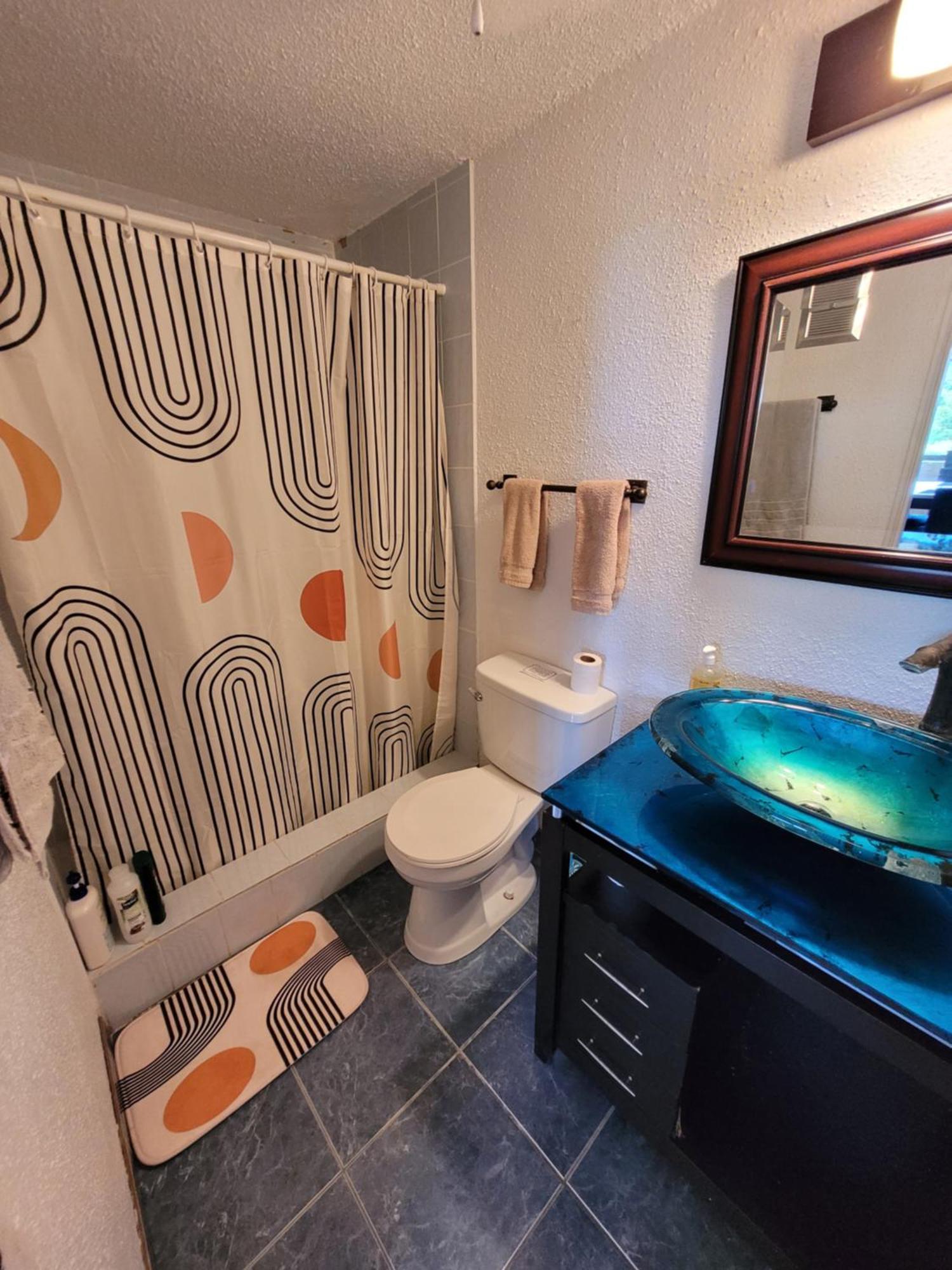 Sea Turtle With Loaded Amenities *