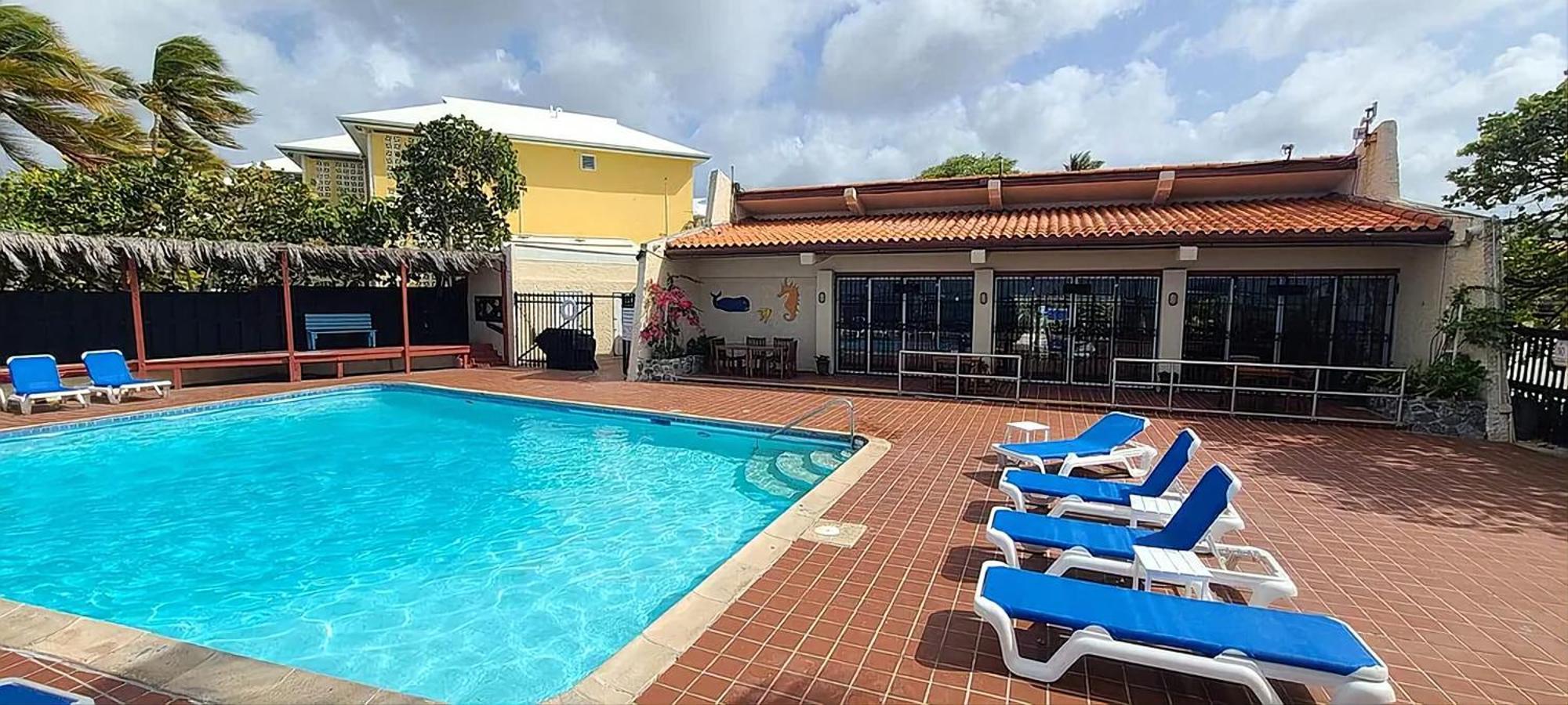 Sea Turtle With Loaded Amenities Apartment