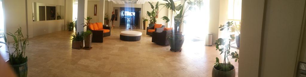 Caravelle Hotel 3*