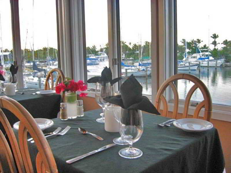 Resort Tamarind Reef & Marina 3*