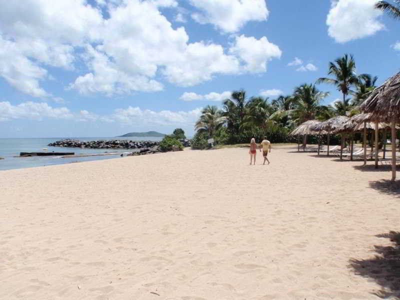 Tamarind Reef & Marina Resort 3*