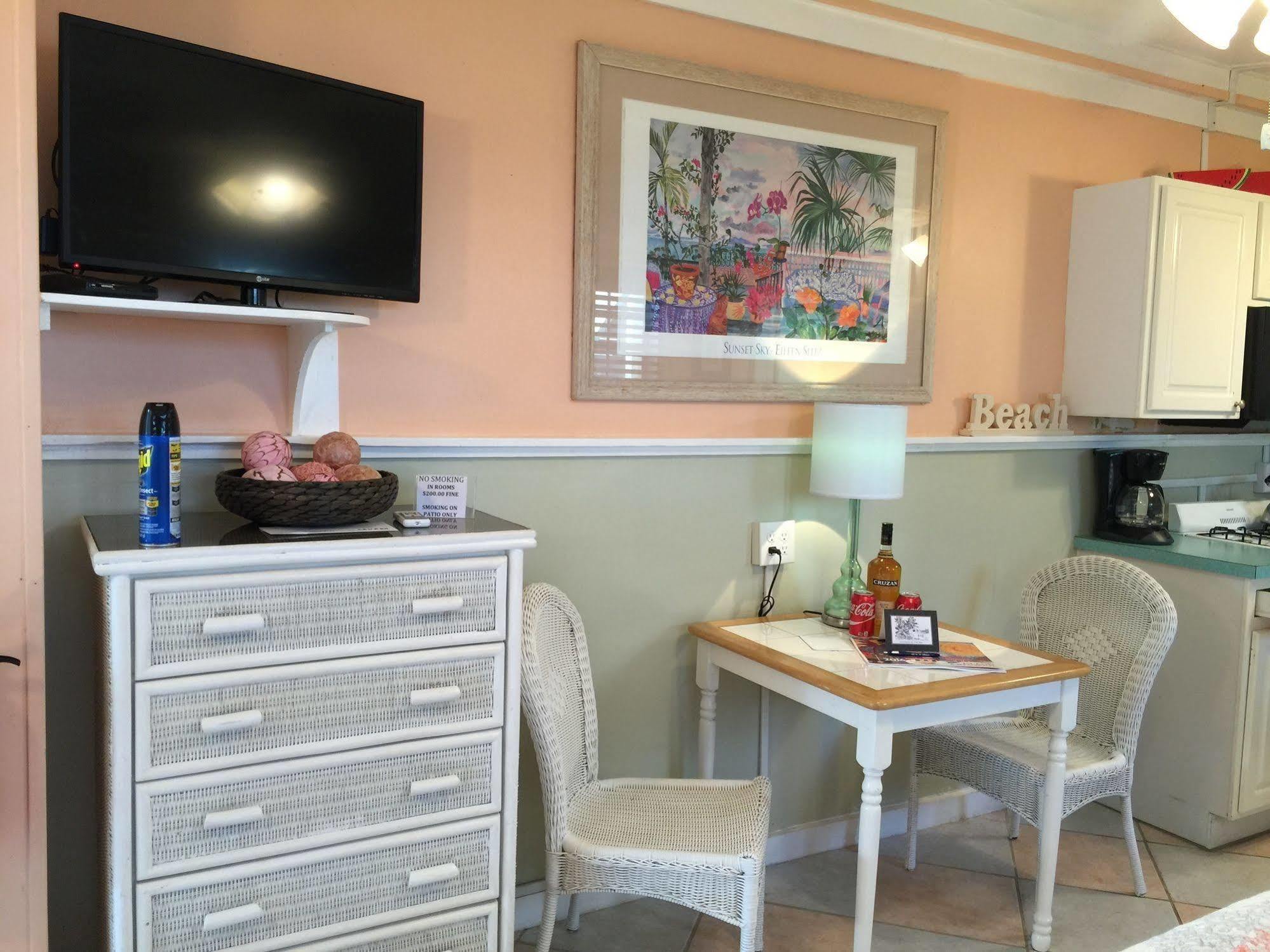 By The Sea Hotel 4*