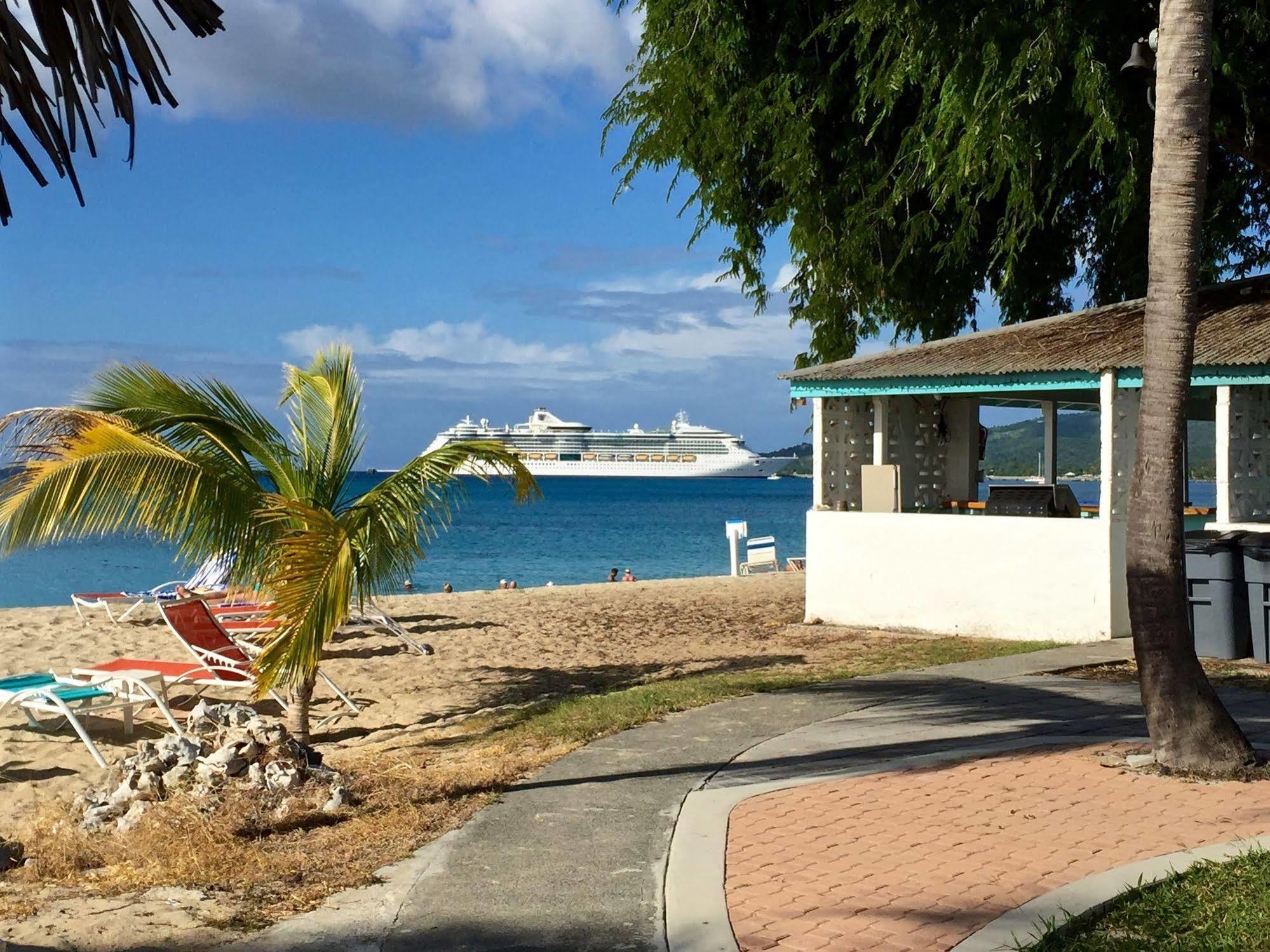Hotel By The Sea Frederiksted