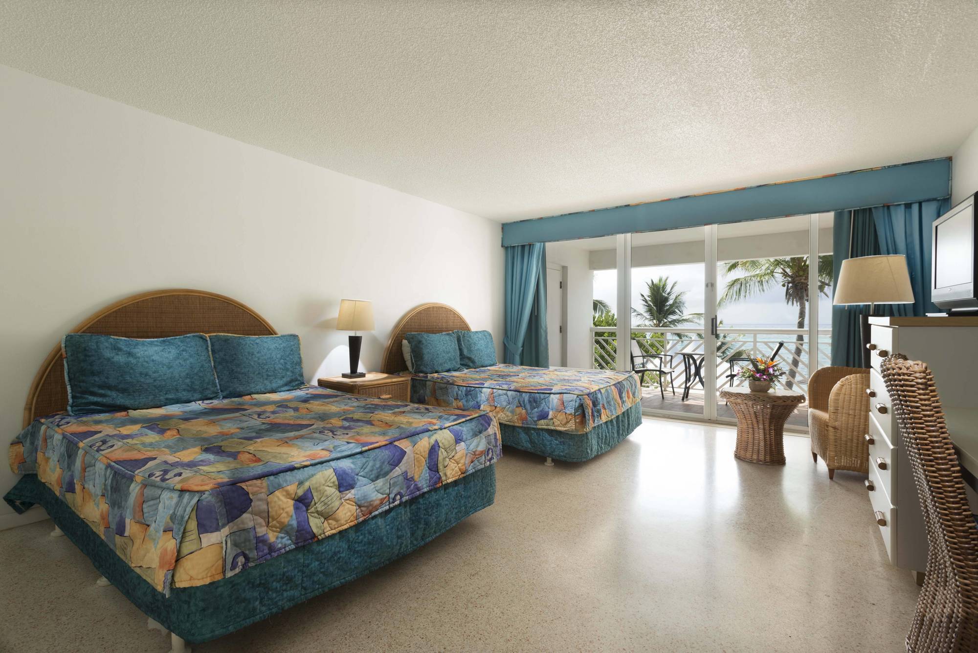 Hotel Carina Bay Boutique & Casino