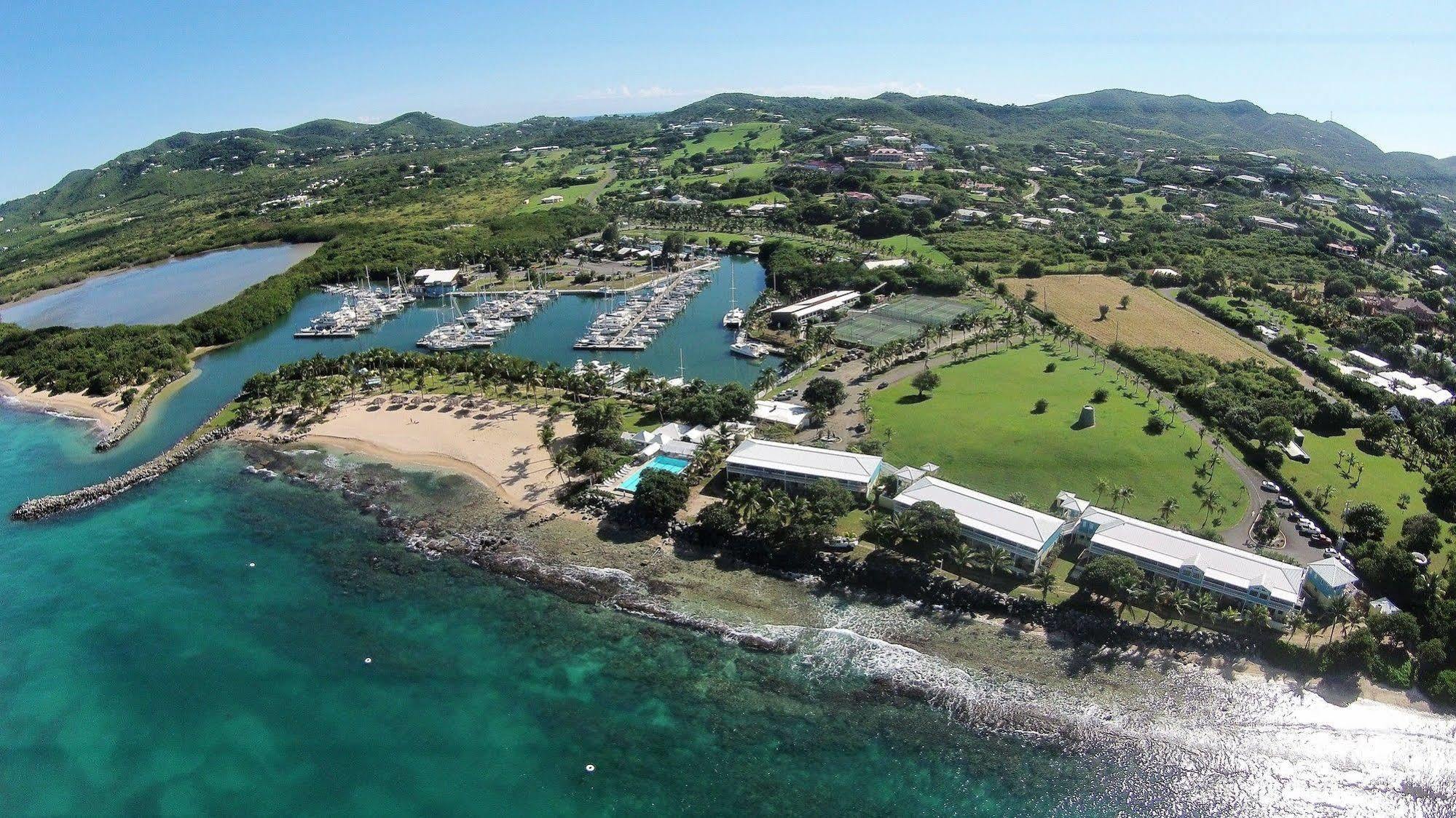 Tamarind Reef & Marina