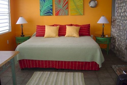 Hotel By The Sea 4*