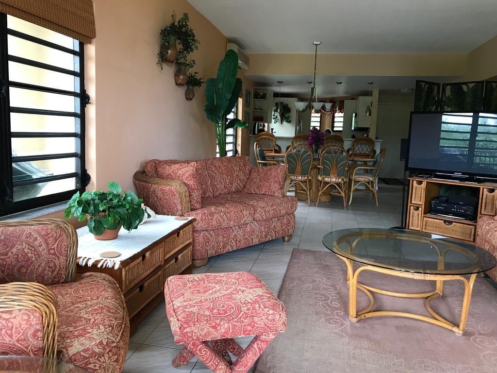 Pelican Cove Apartment