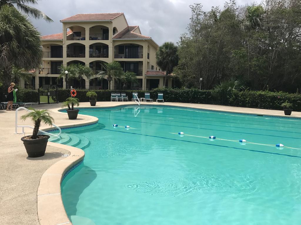 Pelican Cove *