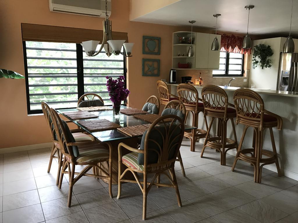 Pelican Cove Apartment *